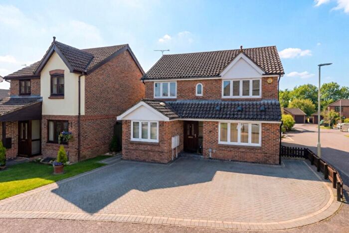 4 Bedroom Detached House For Sale In Larksway, Bishop's Stortford, Hertfordshire, CM23