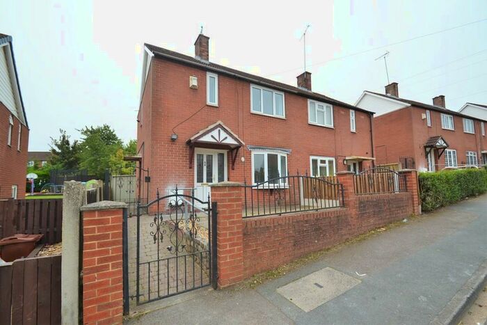 2 Bedroom Semi-Detached House To Rent In Whincover Drive, Wortley, Leeds, LS12