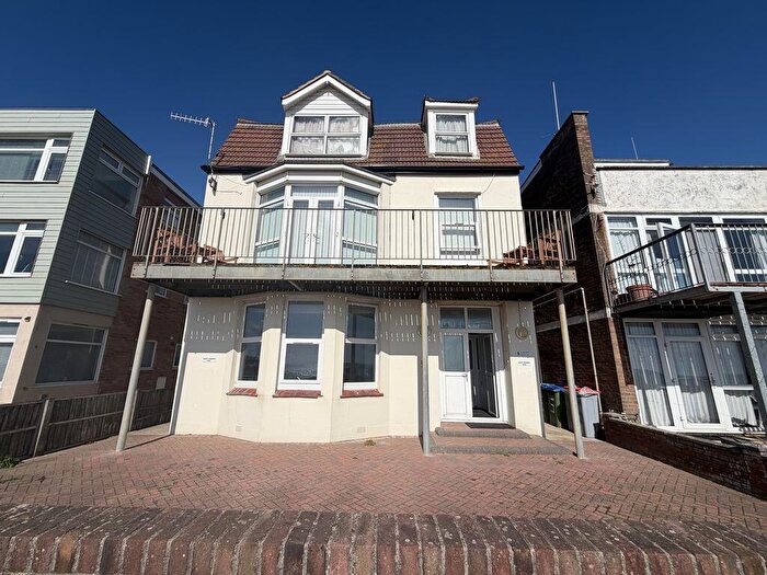 1 Bedroom Flat To Rent In Marine Drive West, Bognor Regis, PO21