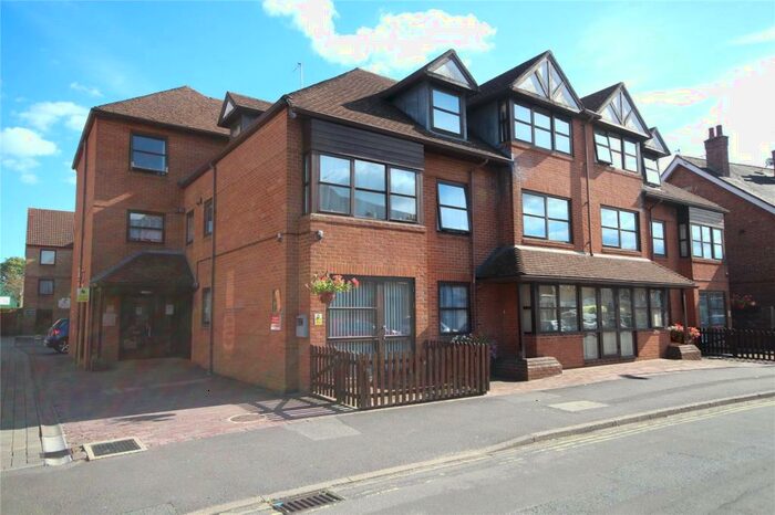 1 Bedroom Retirement Property To Rent In Southampton Road, Ringwood, Hampshire, BH24