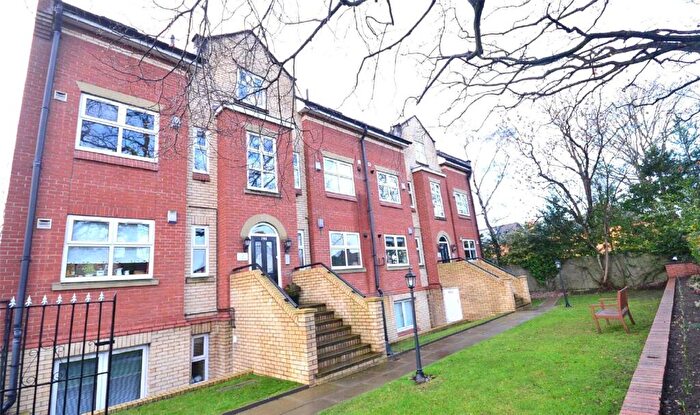 2 Bedroom Apartment To Rent In Silver Birches, Parrs Wood Road, Manchester, Greater Manchester, M20