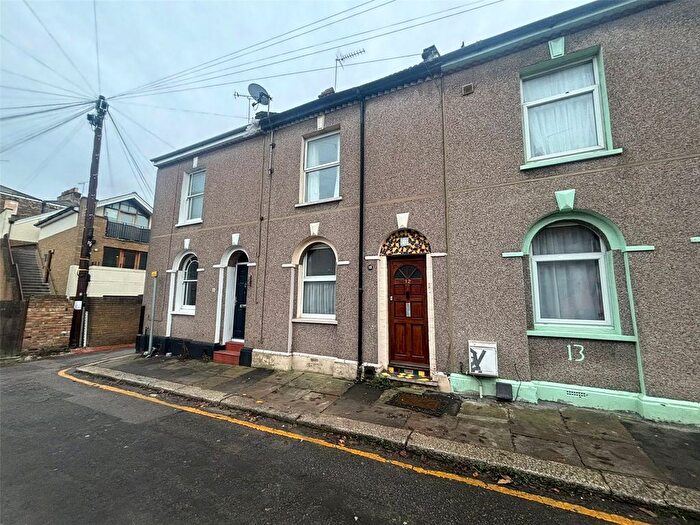 2 Bedroom Terraced House For Sale In Bernard Street, Gravesend, Kent, DA12