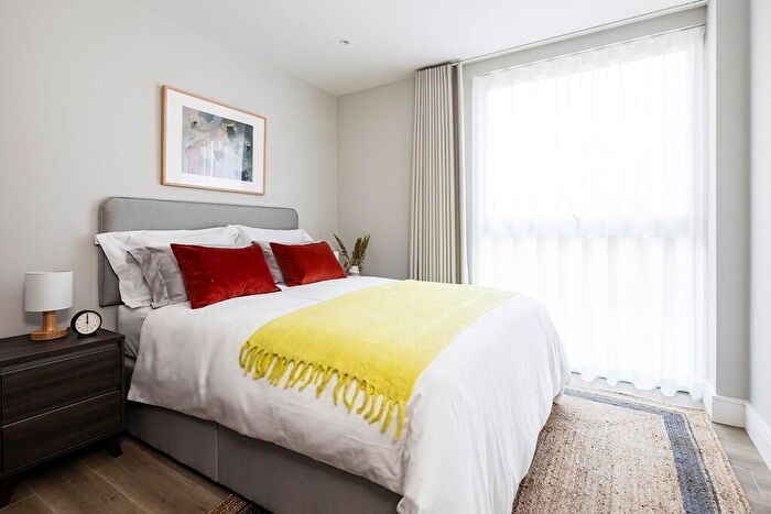 2 Bedroom Duplex To Rent In Neptune Wharf, London, SE8