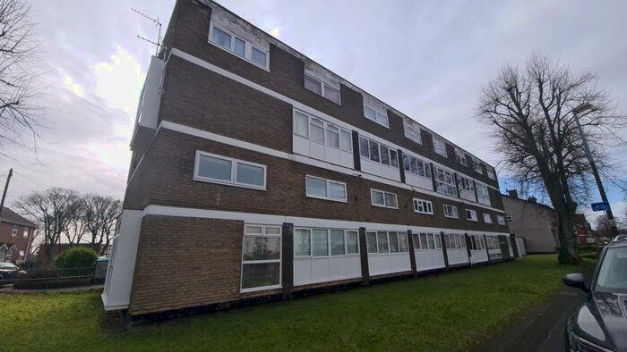 2 Bedroom Flat To Rent In Louis Court, B67
