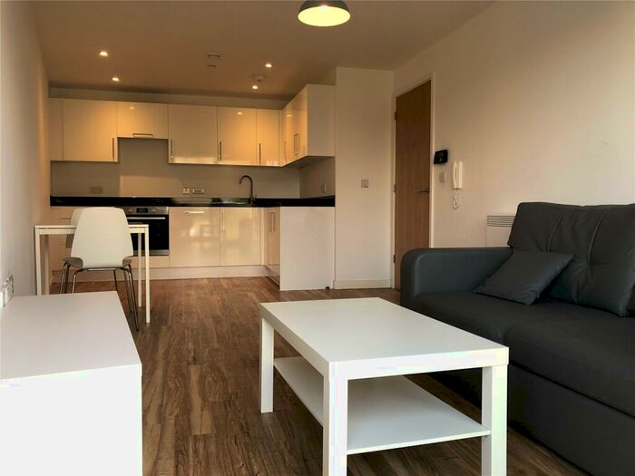 2 Bedroom Flat To Rent In Aire, Cross Green Lane, LS9