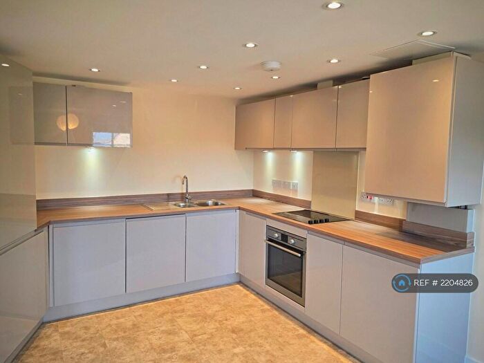 1 Bedroom Flat To Rent In Lyttleton House, Chelmsford, CM1
