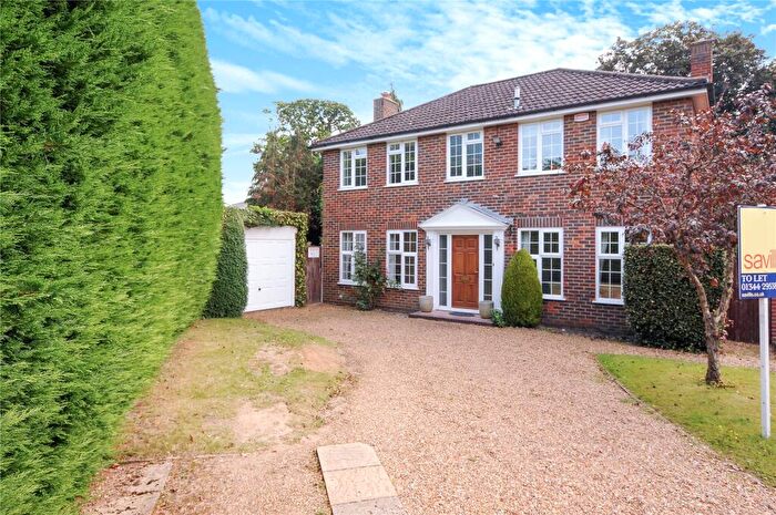 4 Bedroom Detached House To Rent In Sidbury Close, Sunningdale, Berkshire, SL5