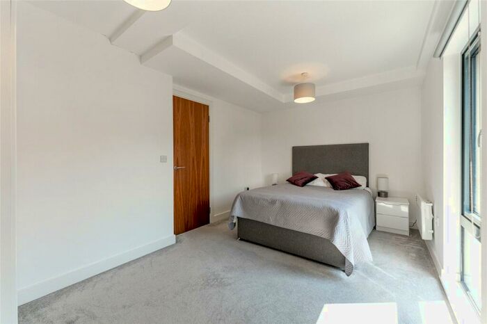 1 Bedroom Apartment To Rent In Cotton Lofts, Fabrick Square, Lombard St, Birmingham, West Midlands, B12
