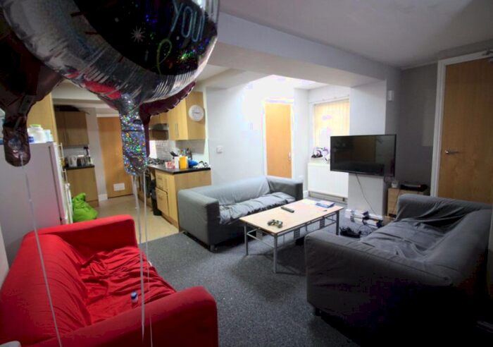 6 Bedroom Flat To Rent In Rhymney Terrace, Cardiff(City), CF24