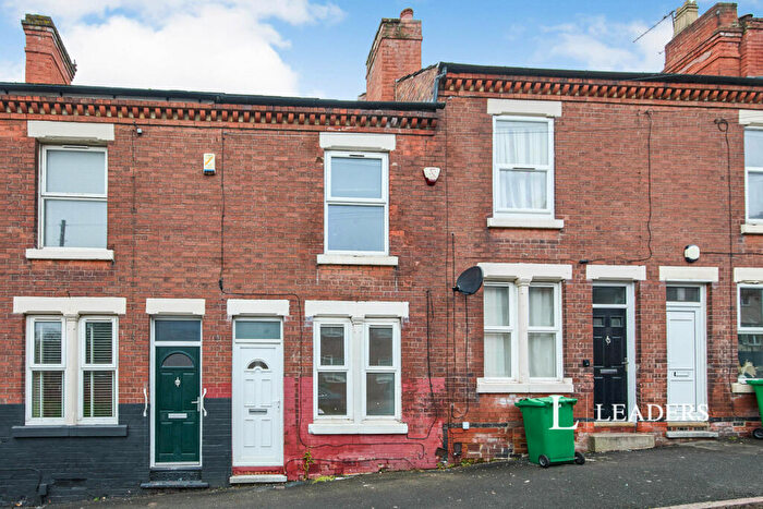 3 Bedroom Terraced House To Rent In Hogarth Street, NG3