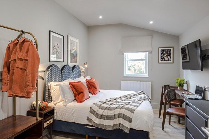 Studio To Rent In Tooting Bec, SW17