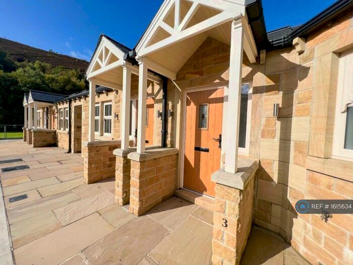 1 Bedroom Bungalow To Rent In Mulberry Green, Rossendale, BB4