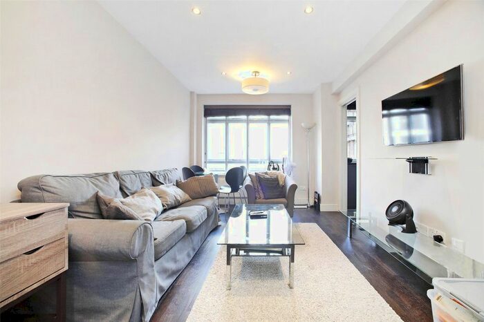 2 Bedroom Flat To Rent In Portsea Place, London, W2
