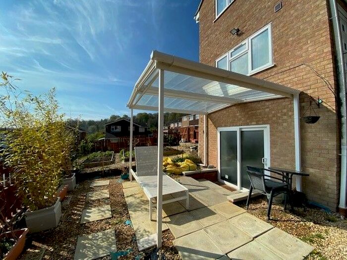 Studio To Rent In Wyndham Avenue, Downley, High Wycombe, HP13