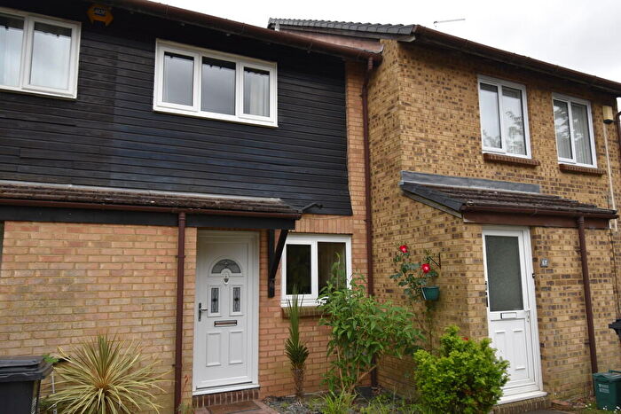 2 Bedroom Terraced House To Rent In Ramblers Way, Panshanger, AL7