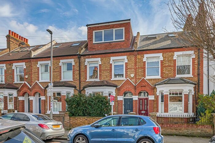 4 Bedroom Terraced House For Sale In Franche Court Road, Earlsfield, London, SW17