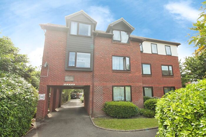 2 Bedroom Apartment For Sale In Grosvenor Road, Southampton, SO17