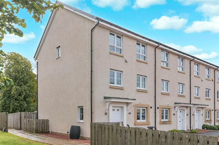 4 Bedroom Town House For Sale In Barbana Road, Thorton View, East Kilbride, South Lanarkshire, G74