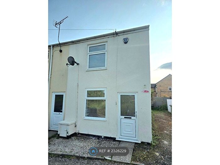 2 Bedroom End Of Terrace House To Rent In Blacks Lane, North Wingfield, Chesterfield, S42