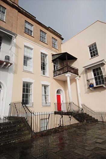 2 Bedroom Apartment To Rent In Top Floor Front Flat, Royal York Crescent, BS8