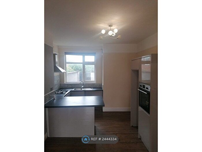 3 Bedroom Terraced House To Rent In Liston Street, Dukinfield, SK16