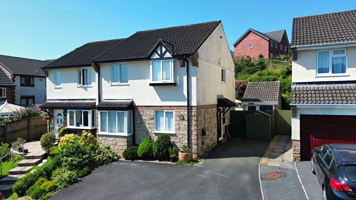 4 Bedroom Semi-Detached House For Sale In High Acre Drive, Ivybridge, PL21