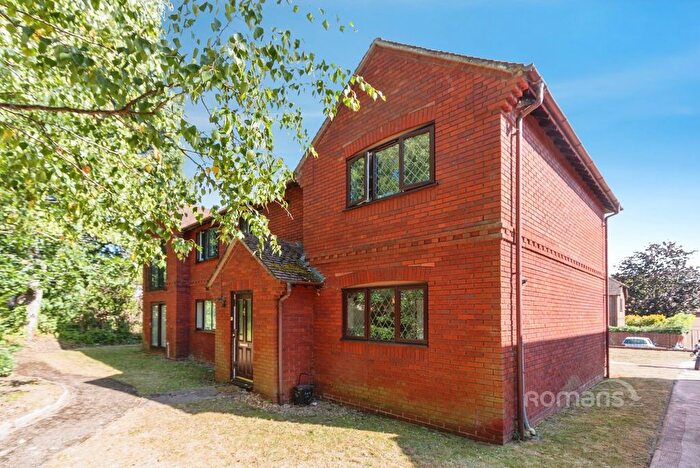 1 Bedroom Flat To Rent In Lych Gate Close, Sandhurst, GU47