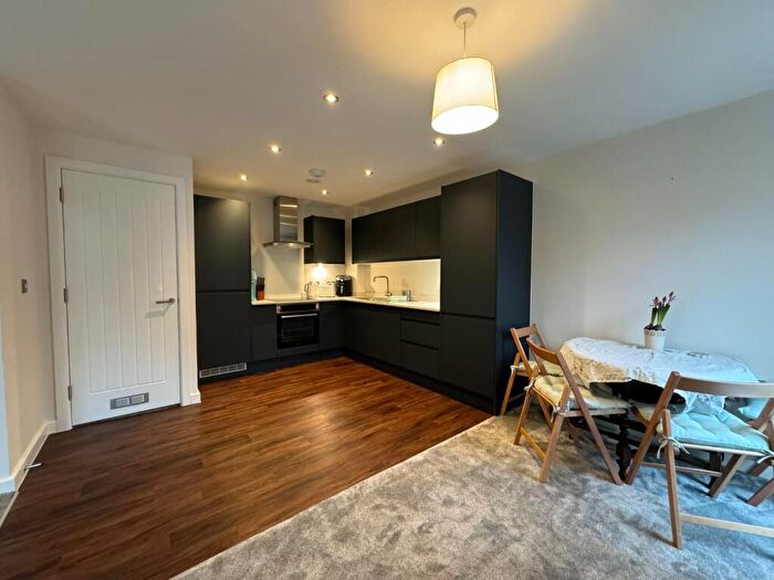 1 Bedroom Flat For Sale In Barlow Moor Road, Chorlton, M21