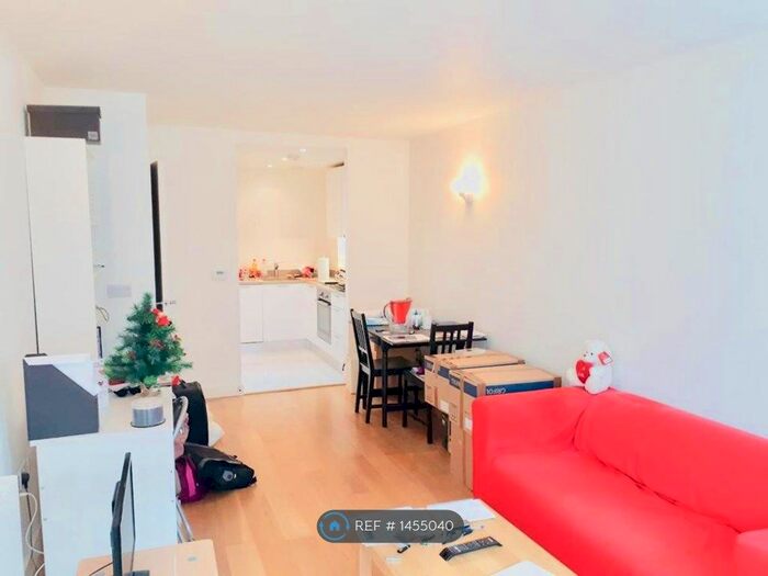 1 Bedroom Flat To Rent In Cardinal Building, Hayes, UB3