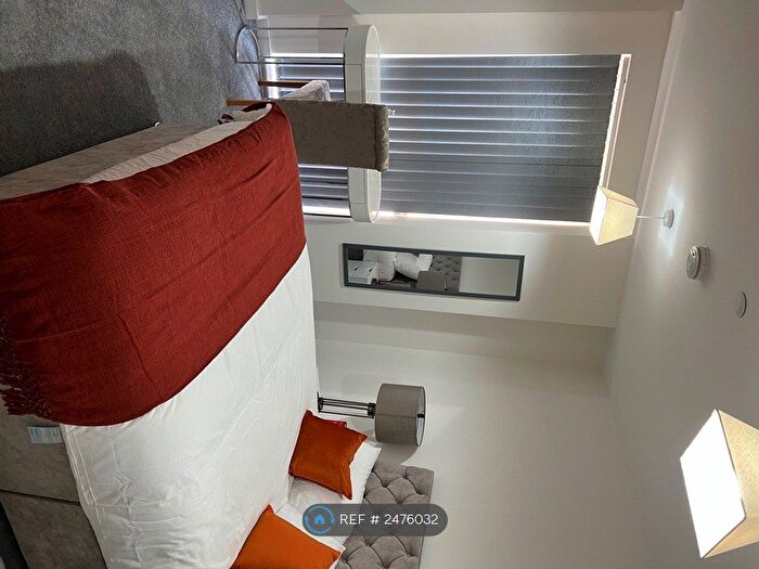 1 Bedroom Flat To Rent In Mortise House, Hayes, UB3