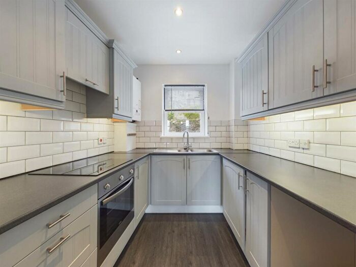 1 Bedroom Flat To Rent In Northgate Mews, Launceston, PL15