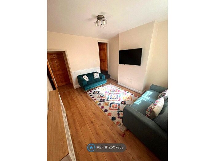 3 Bedroom Terraced House To Rent In Church Street, Cradley Heath, B64