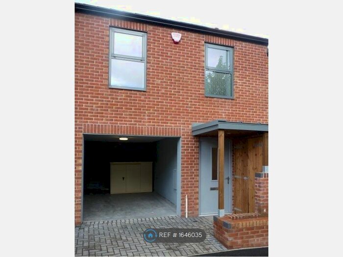 3 Bedroom Terraced House To Rent In Commonside, Sheffield, S10
