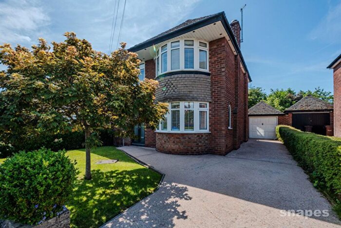 3 Bedroom Semi-Detached House For Sale In Dalston Drive, Bramhall, SK7
