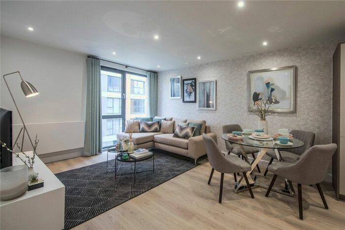 1 Bedroom Flat To Rent In Bourchier Court, London Road, Sevenoaks, Kent, TN13