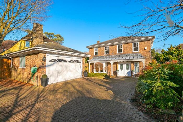 4 Bedroom Detached House For Sale In Piercing Hill, Theydon Bois, Epping, CM16