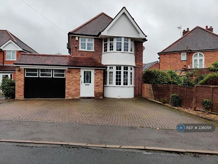 3 Bedroom Detached House To Rent In Hall Green, Birmingham, B28