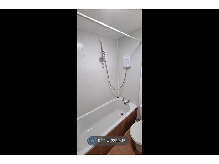 1 Bedroom Flat To Rent In Redrup House, London, SE14