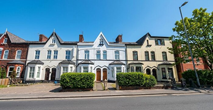1 Bedroom Flat To Rent In Rochdale Road, Manchester, M9