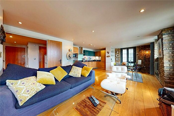 2 Bedroom Apartment To Rent In Tempus Wharf, Bermondsey Wall West, London, SE16