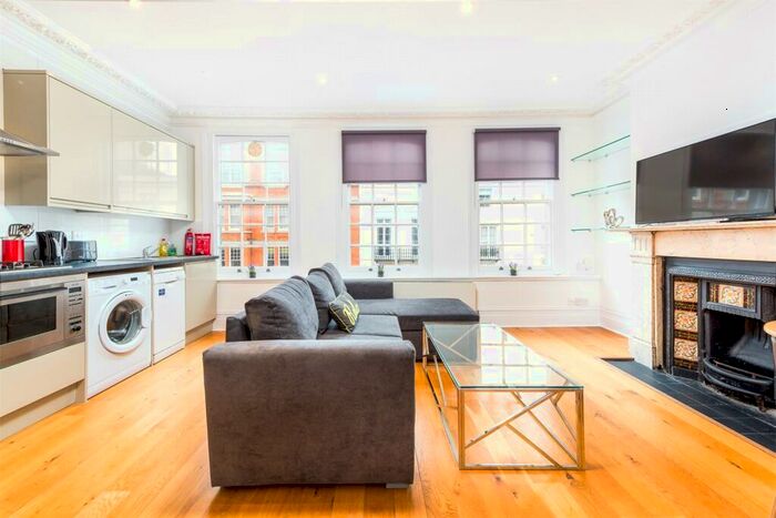 1 Bedroom Apartment To Rent In Downshire Hill, Hampstead, London, NW3