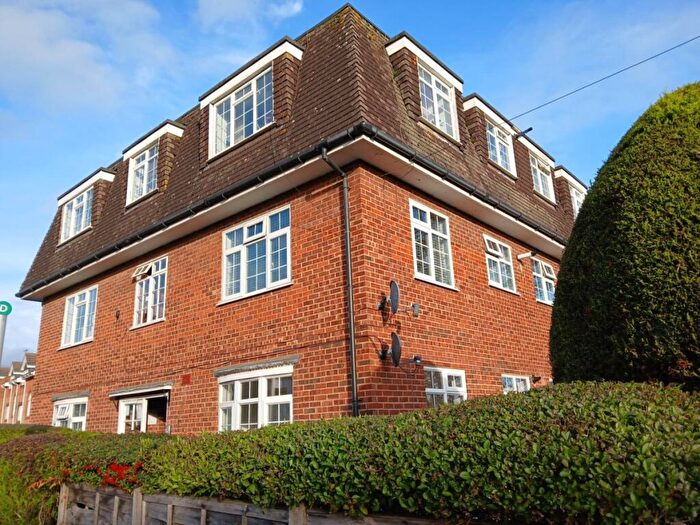 2 Bedroom Apartment To Rent In St Johns Terrace Road, Redhill, RH1