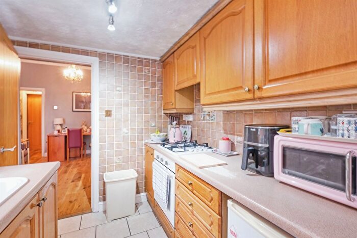 2 Bedroom End Of Terrace House For Sale In Titford Road, Oldbury, B69