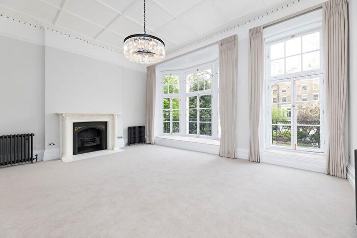 1 Bedroom Flat To Rent In Montagu Square, London, W1H
