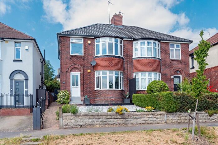 3 Bedroom Semi Detached House For Sale In Hurlfield Avenue, Gleadless, S12