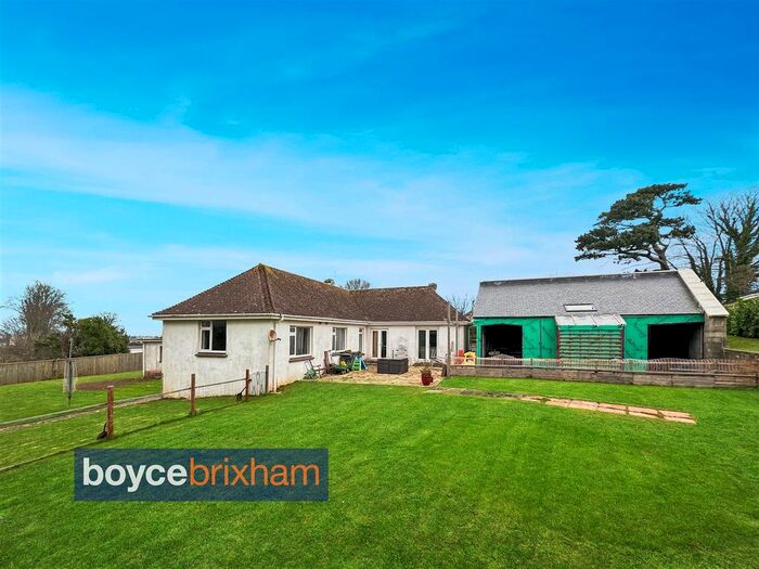 5 Bedroom Detached Bungalow For Sale In St. Marys Road, Brixham, TQ5