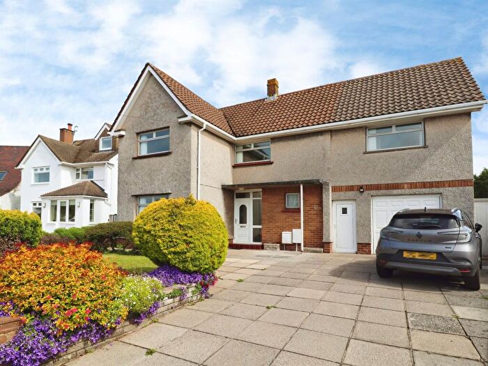 5 Bedroom Detached House For Sale In Trem Y Don, Barry, CF62