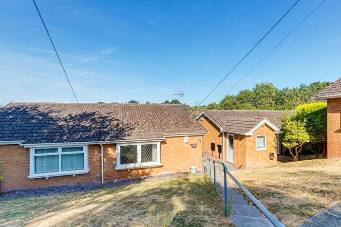 2 Bedroom Semi-Detached Bungalow For Sale In Woodhedge Drive, Nottingham, NG3