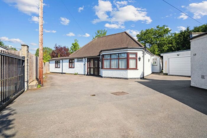 3 Bedroom Bungalow For Sale In Rickmansworth Road, Pinner, HA5