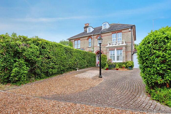 5 Bedroom Semi-Detached House For Sale In Charmouth Grove, Poole, BH14
